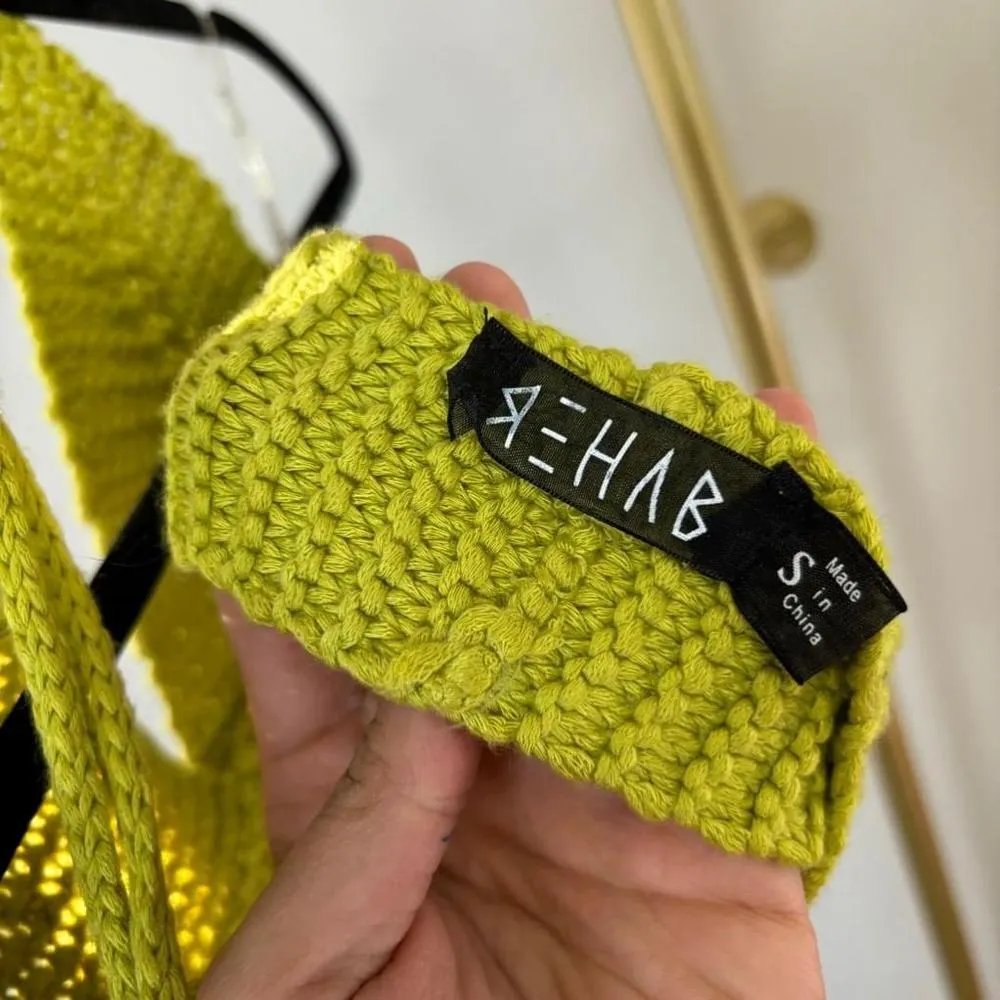 NWOT REHAB Women's Green Knit Boho Hippie Festival Bikini Halter Top - Size S - Image 4