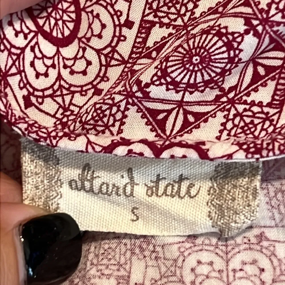 altar'd state small bohemian romper deep v-neck purple white long sleeves flowy - Image 11