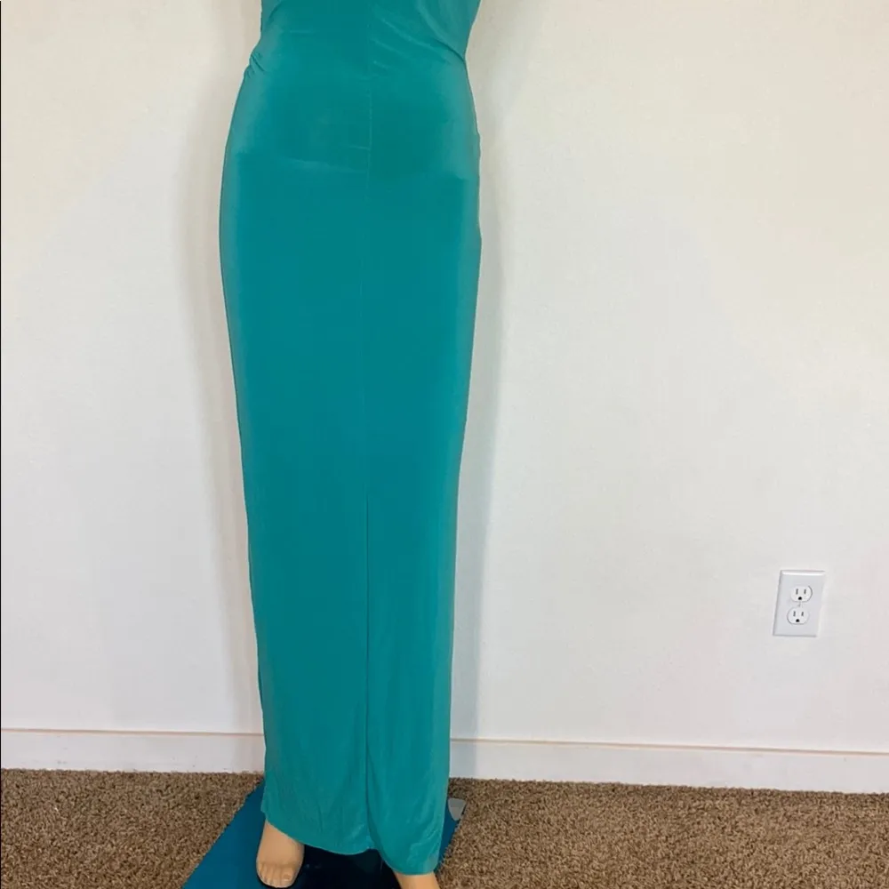 Elegant Teal Evening Gown - Image 8
