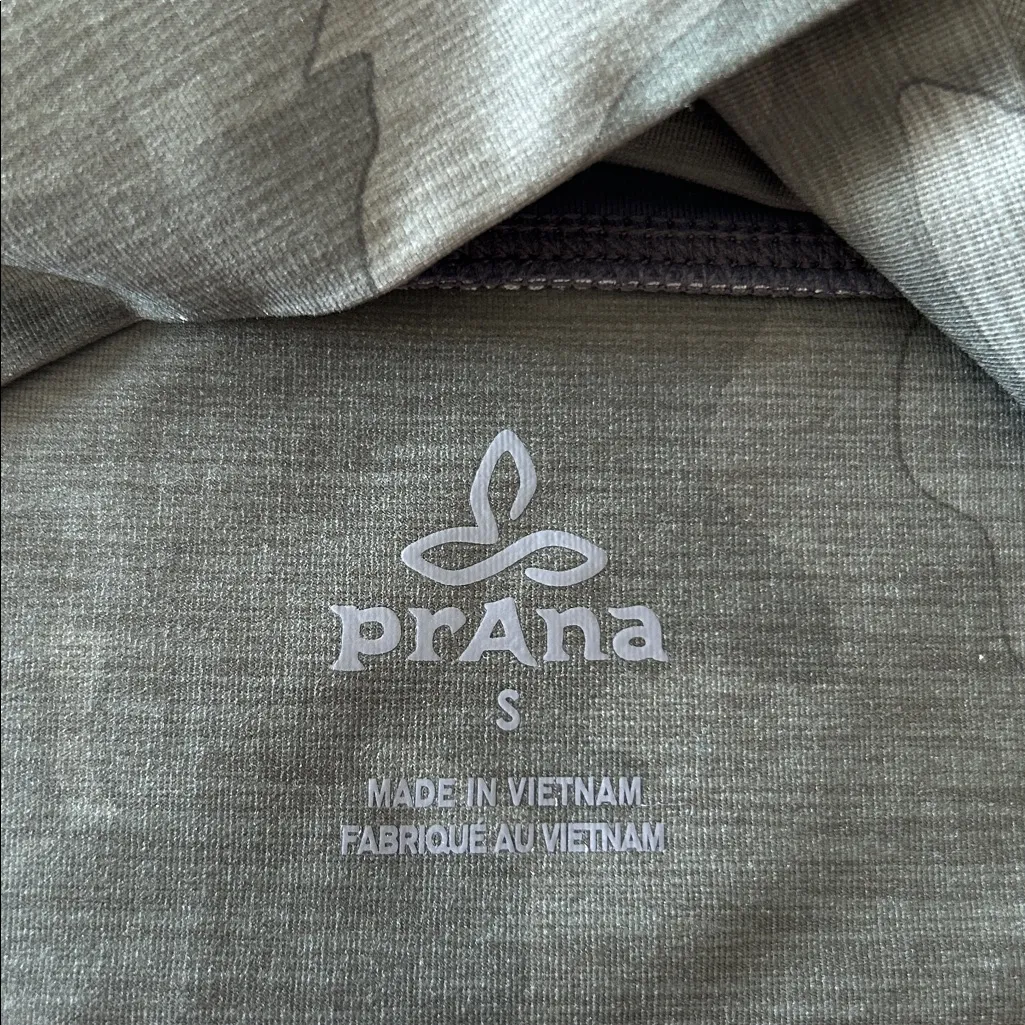 PrAna Layna Sage Camoflauge Adjustable Straps Sports Bra Size Small - Image 7