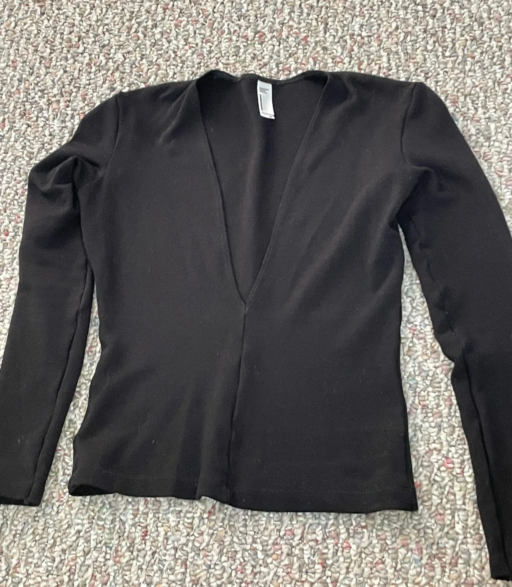 Black Long Sleeve Crop Top - Image 3