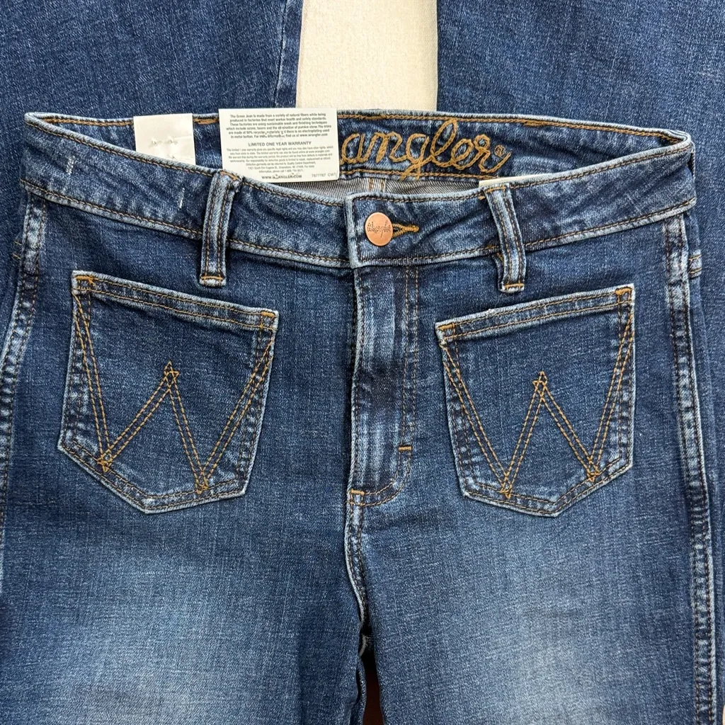Wrangler Women's Dark Blue Flare Jeans - Image 2