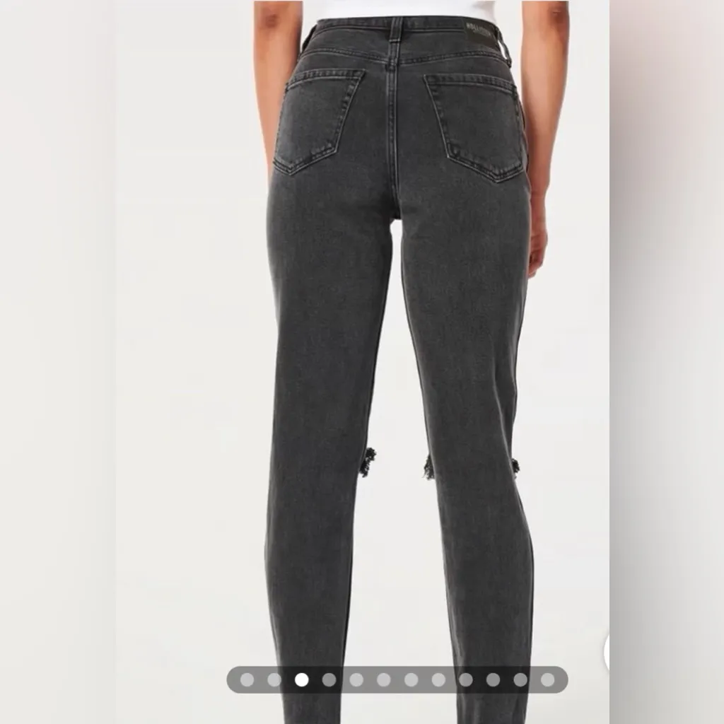 Hollister Black Ripped Ultra High Rise Mom Jeans NWT - Image 2