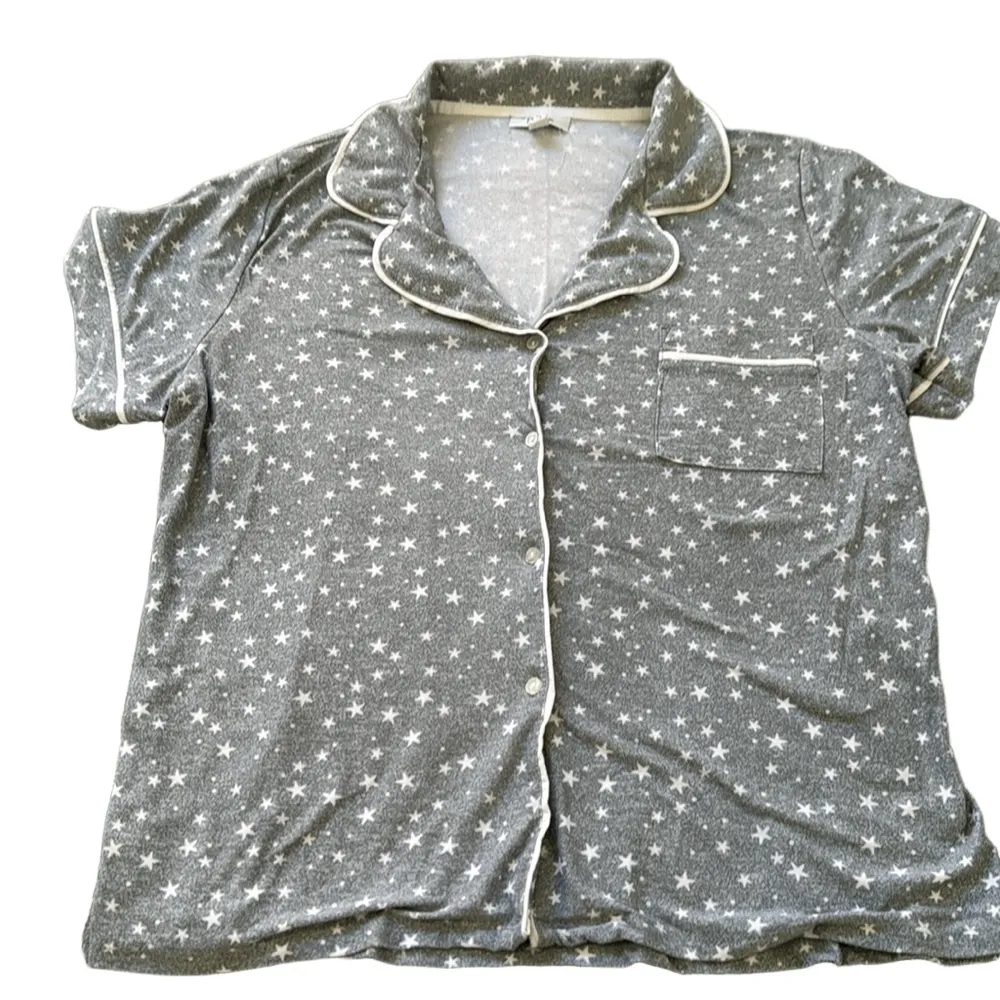 Roudelain Grey‎ Buttonup Collared Star Print Piped Edges Shorts Pajama Set L Gray Size L - Image 3