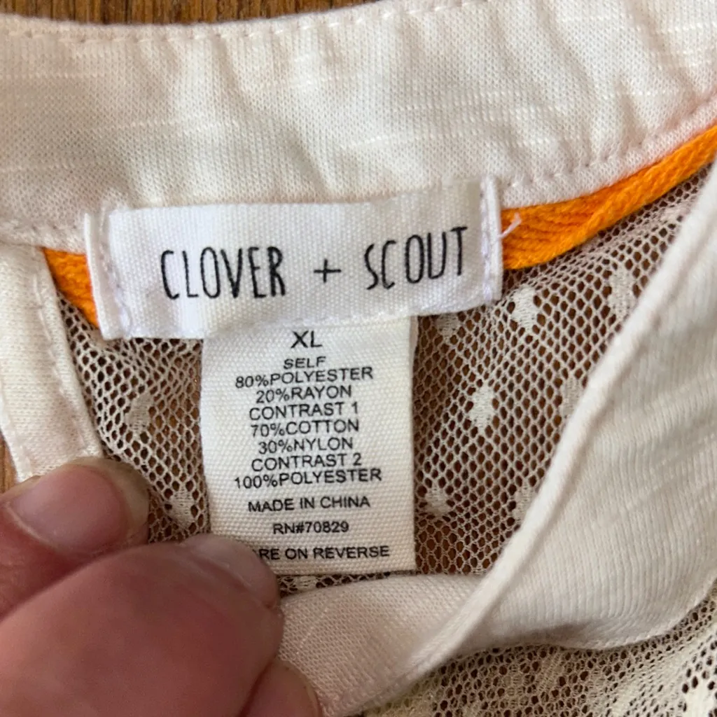 Chic Ivory Lace‎ Sleeveless Top Size XL - Image 4