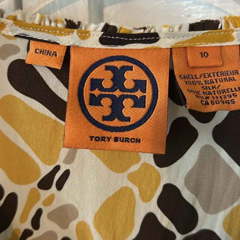 Tory Burch 100% Silk Yellow and Black Ruffled Sleeveless Blouse - Size 10 - Image 3