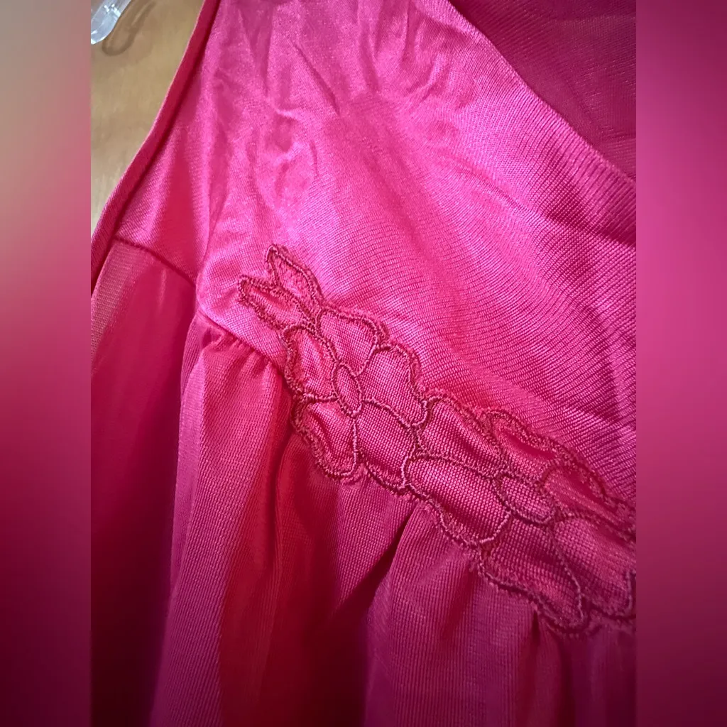 Vanity Fair Coloratura Womens Nightgown Vintage Fire Ruby Nylon 30107 NWT Large - Image 12