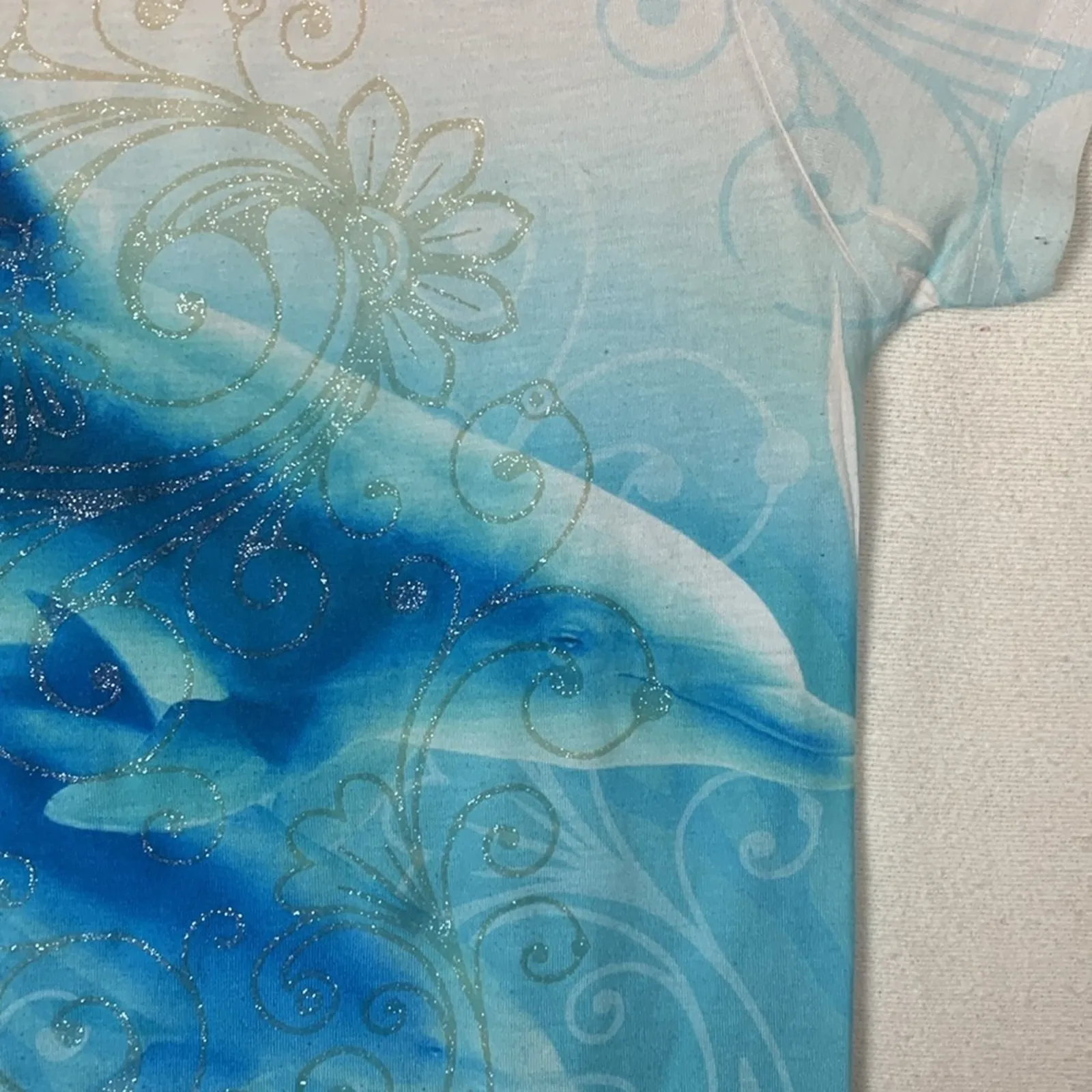 Sea World women's size small dolphin mandala glitter short sleeve shirt blue whi - Image 6