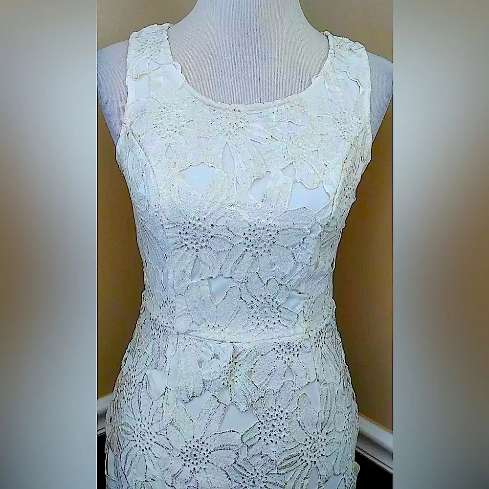 NEW Marineblu Modcloth Ivory Metallic Gold Floral Cutouts Cocktail Party Dress - Image 2