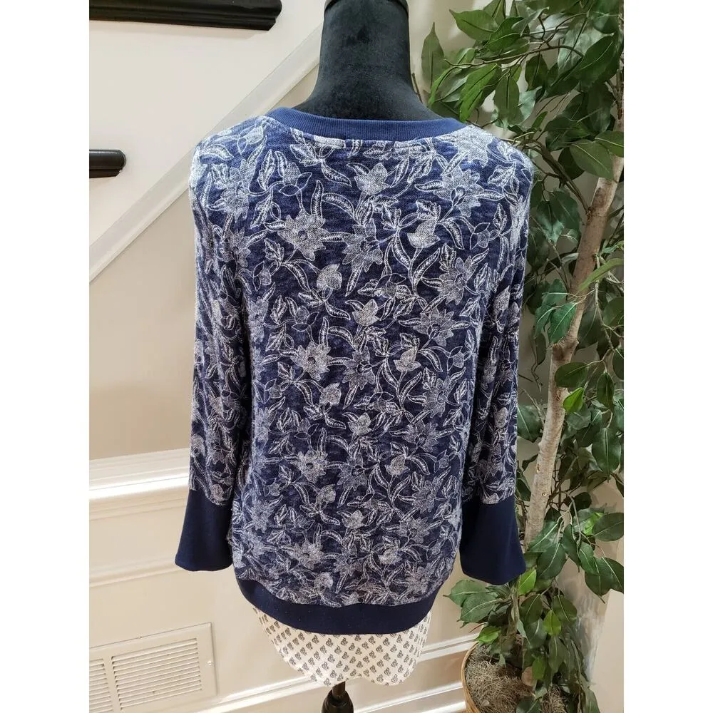 Max Jeans Women's Blue Floral Rayon Crew Neck Long Sleeve Sweater Size X-Small - Image 7