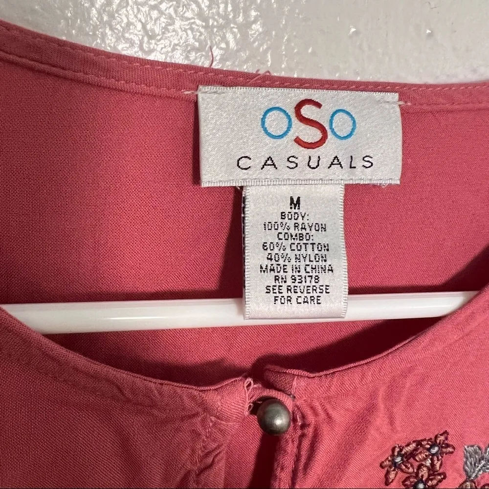 OSO Casuals Peplum Top Pink Embroidered Floral Size M - Image 12