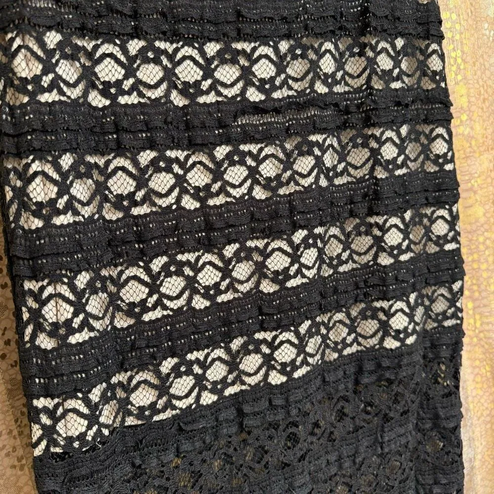 Alice + Olivia Ettley Black Semi Sheer Lace Maxi Skirt Size 2 NWT - Image 3