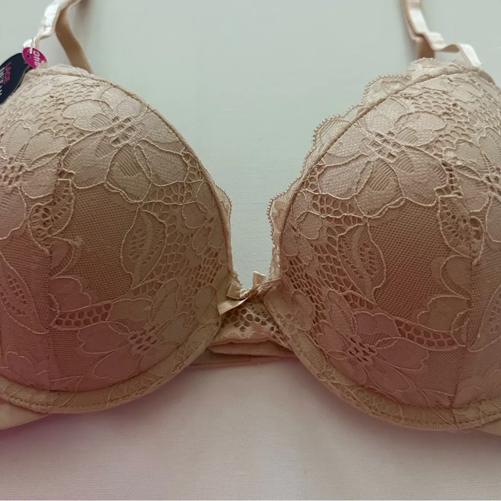 Maidenform Comfort Push Up Bra Size 34C - Image 3