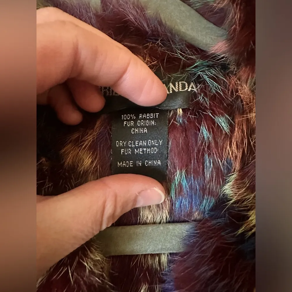 Like new condition Adrienne Landau Rabbit Fur Coat. - Image 10