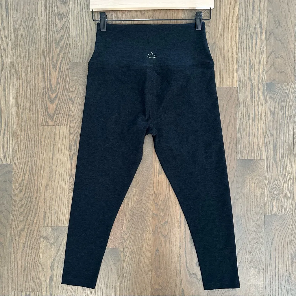 NWOT Beyond Yoga Spacedye High Waisted Midi Legging Darkest Night Size Large - Image 6