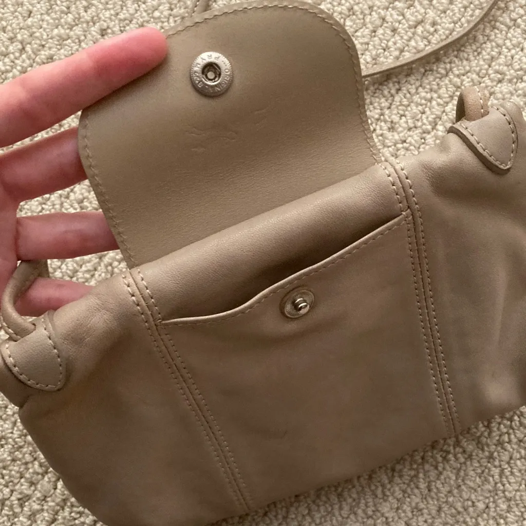 Longchamp Le Pliage Beige Leather Mini Crossbody Handbag Genuine Leather GUC - Image 9