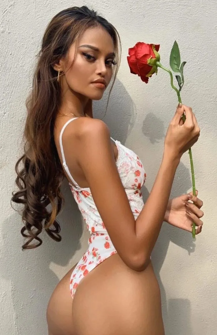 Mesh Floral Bodysuit - Image 3