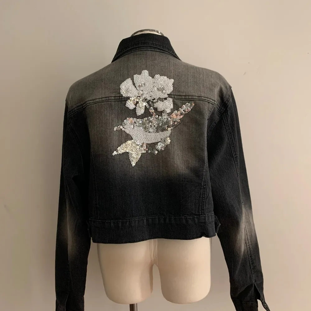 Sequins Crest Jeans Woman Denim Jacket Size 1X - Image 4