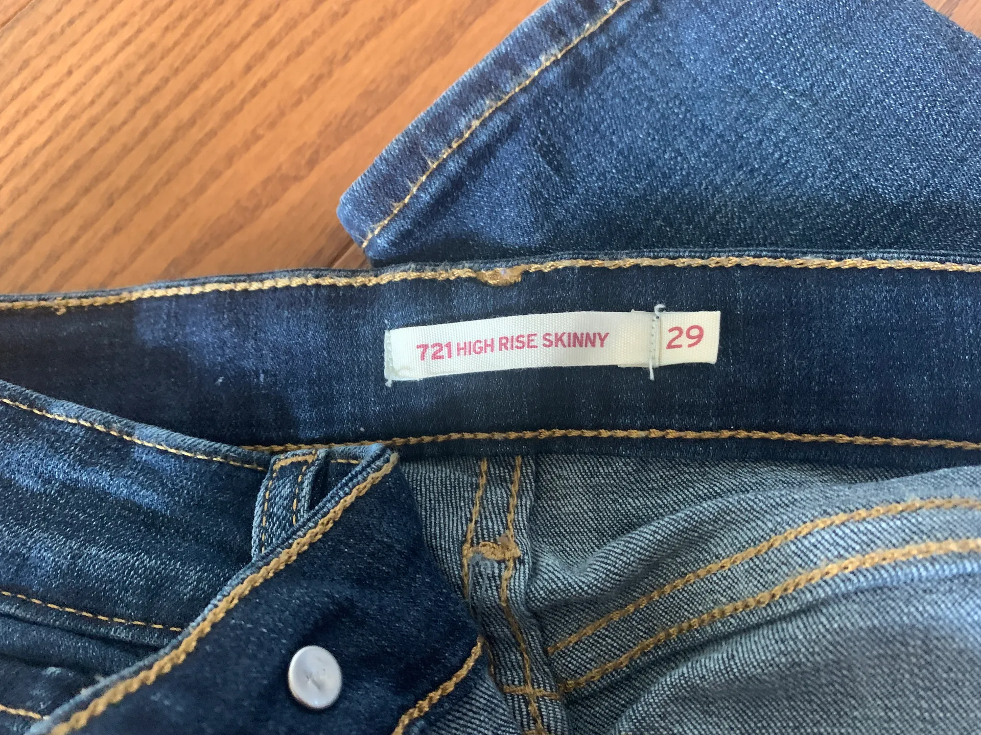 721 High-Rise Skinny Jeans - Image 3