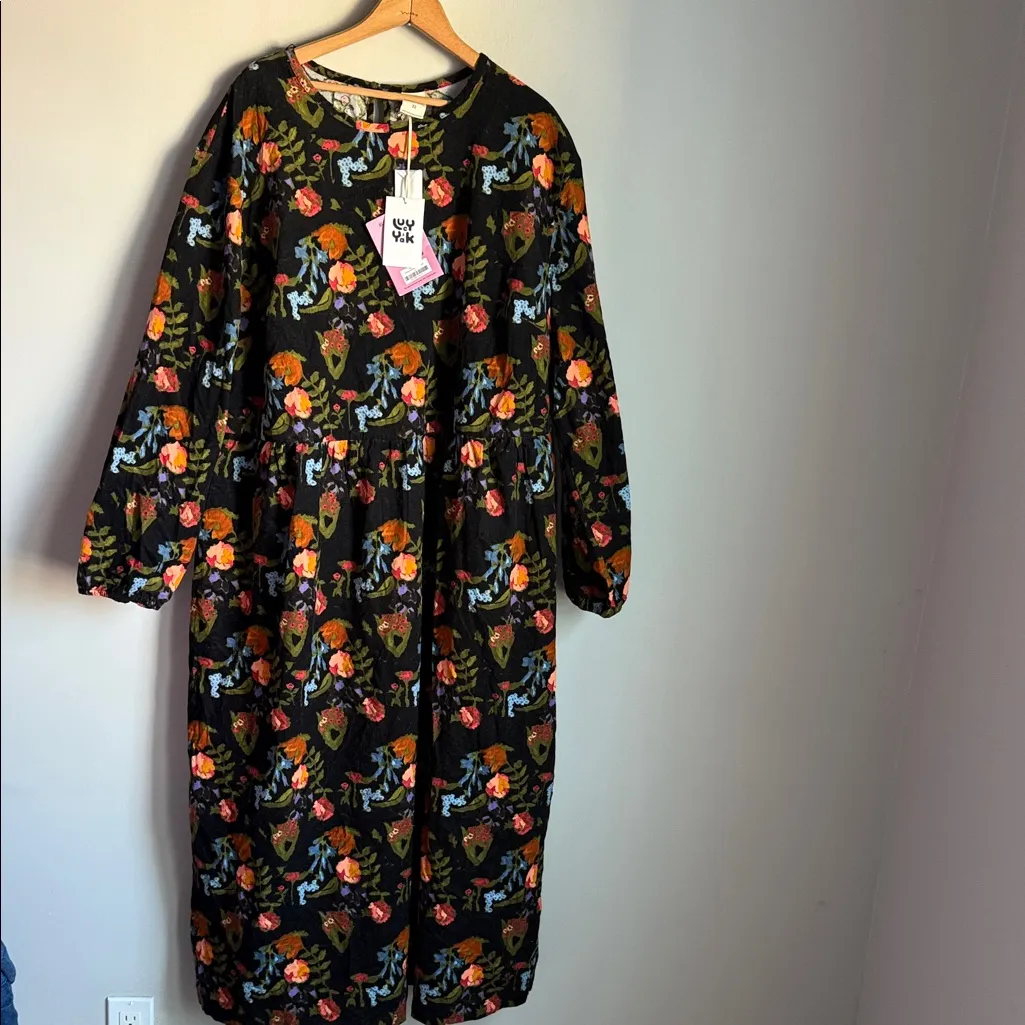 NEW Lucy & Yak Maeve Midi Dress in Black Wildflower print 22 Size undefined - Image 2
