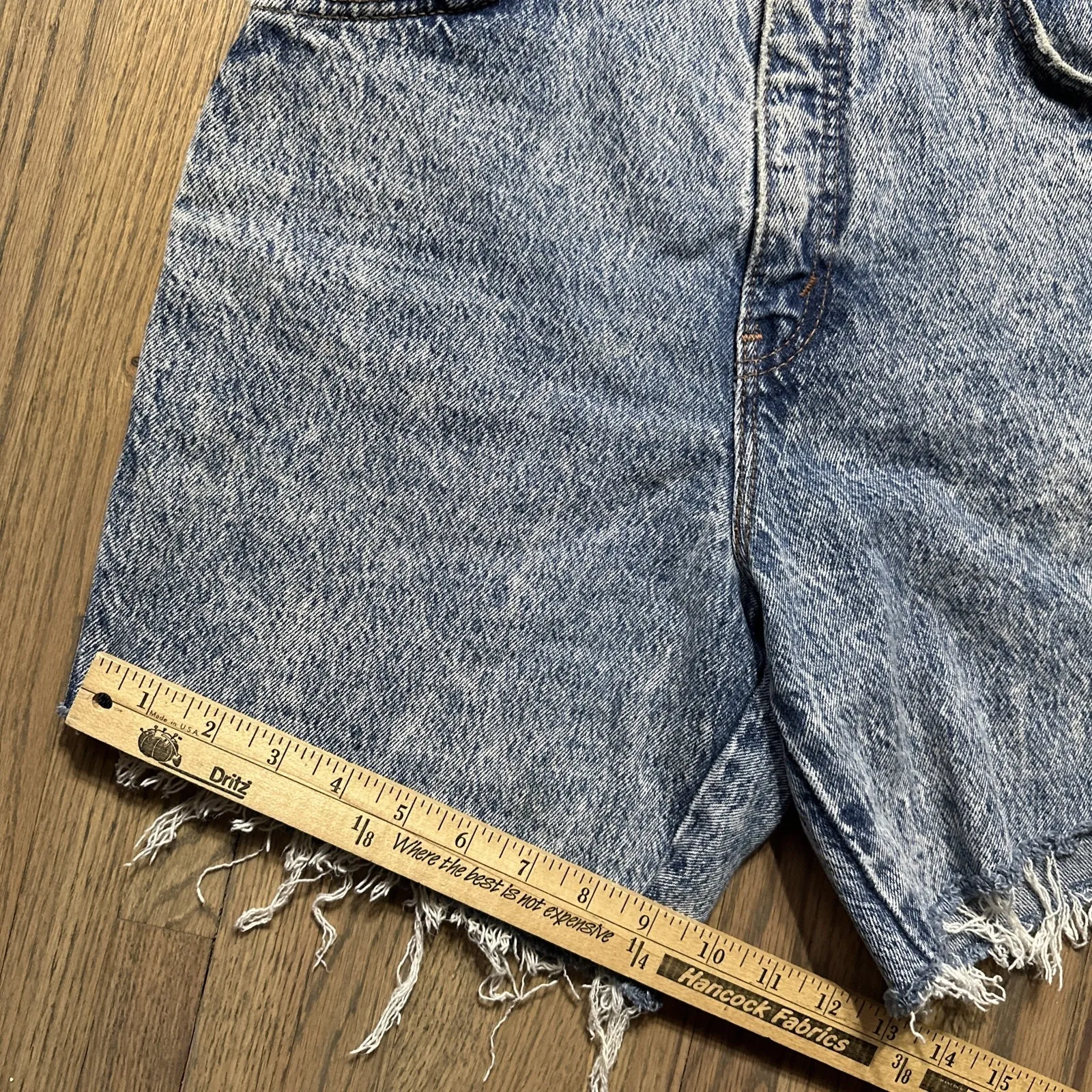 Vintage 70s Levi's Shorts Womens 8 545 Loose Fit Brown Tab Cut Off Denim - Image 16