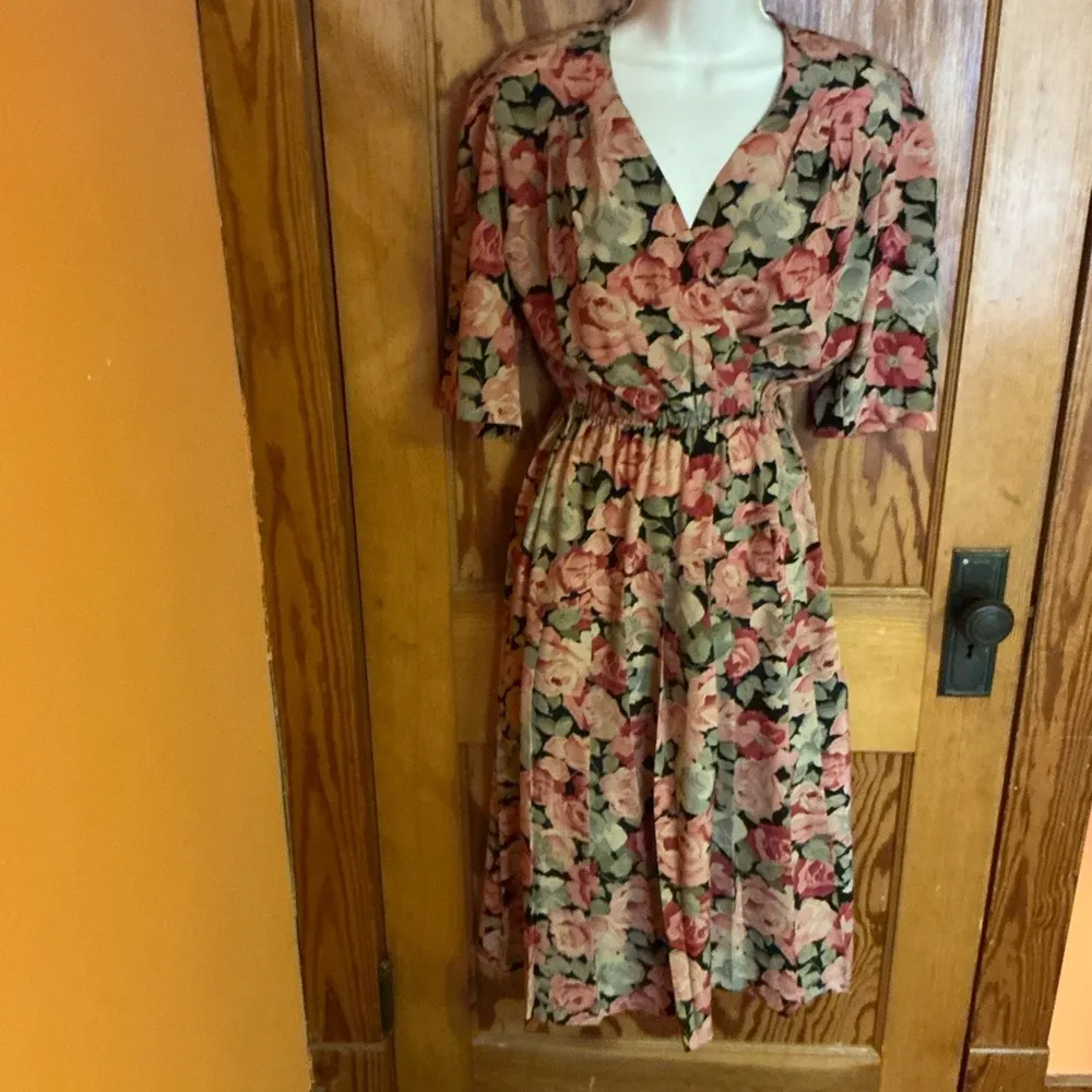 Vintage 80s floral garden party dress Size undefined - Image 5