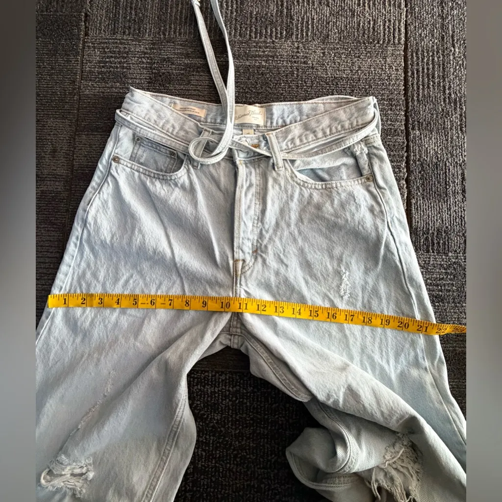 UNIVERSAL THREAD Mid Rise 90s Baggy Distressed Light Wash Jeans 4R - Image 12