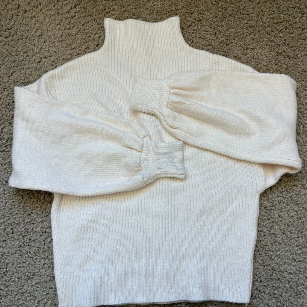 Stylish Faux Wool‎ Ankle Skirt & Mock Neck dropped shoulder Sweater Set, Size S, Green - Image 4