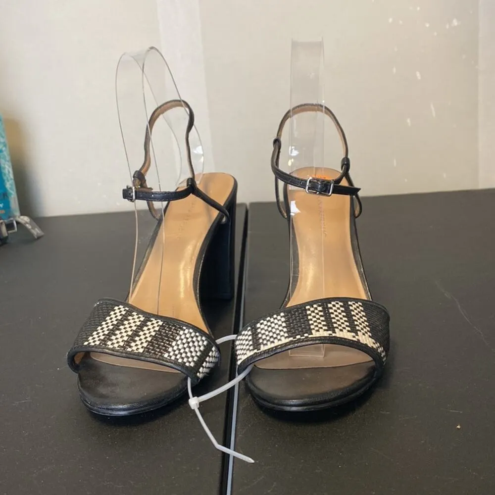 Banana Republic Evelyn houndstooth block ankle strap heel black white sz 8.5 - Image 3