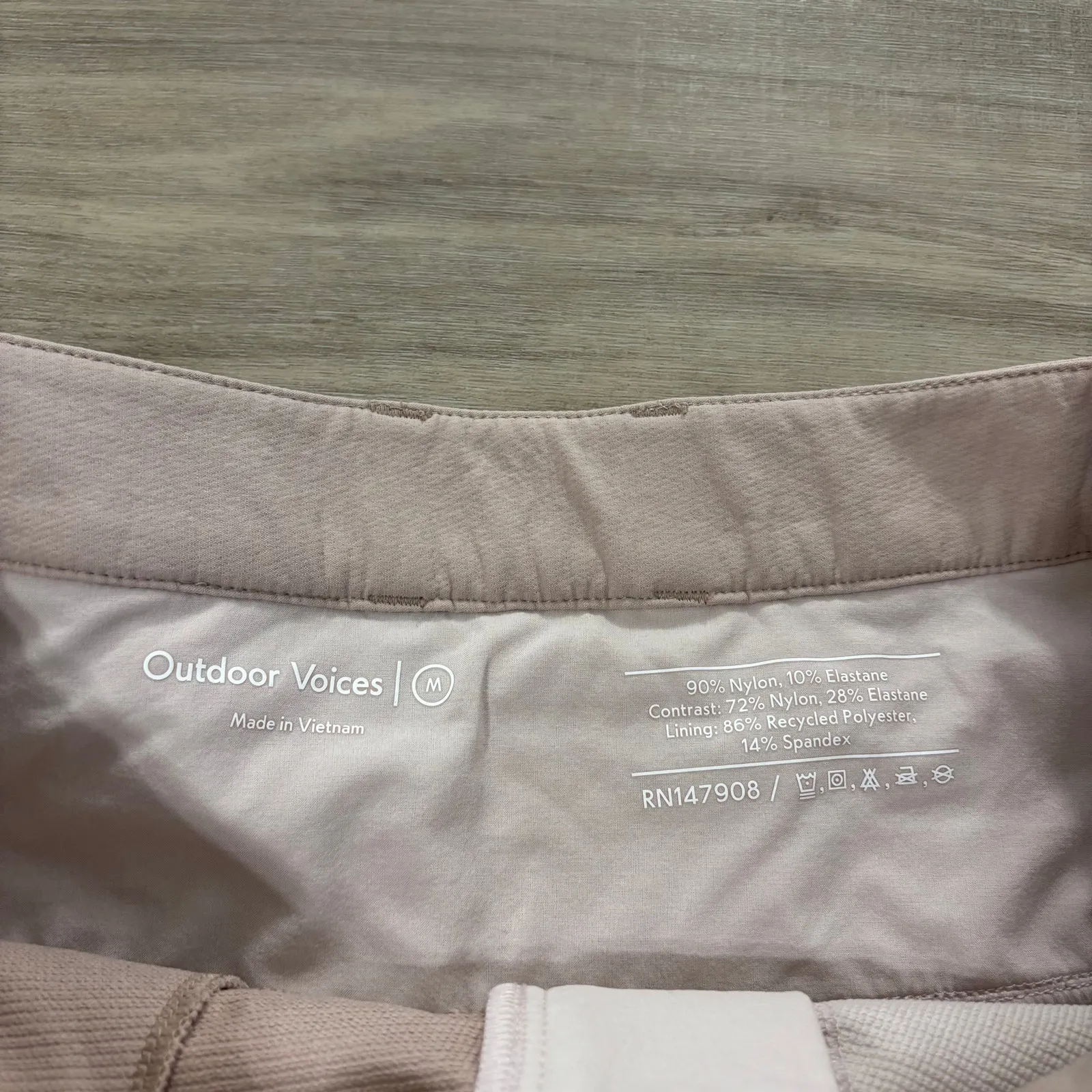 Outdoor Voices Rectrek Shorts 3” Inseam Women Size Medium Nirvana Lace Seashell - Image 3