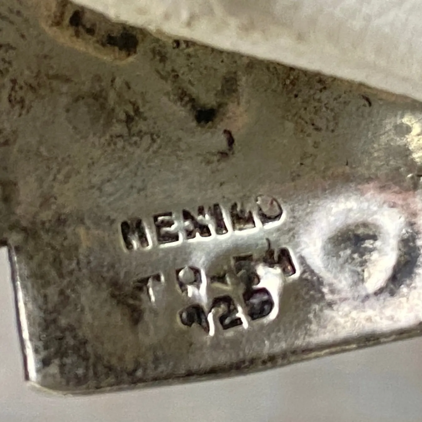 Vintage 925 Sterling Silver Southwestern Aztec Cross Earrings Mexico Old Money - Image 2