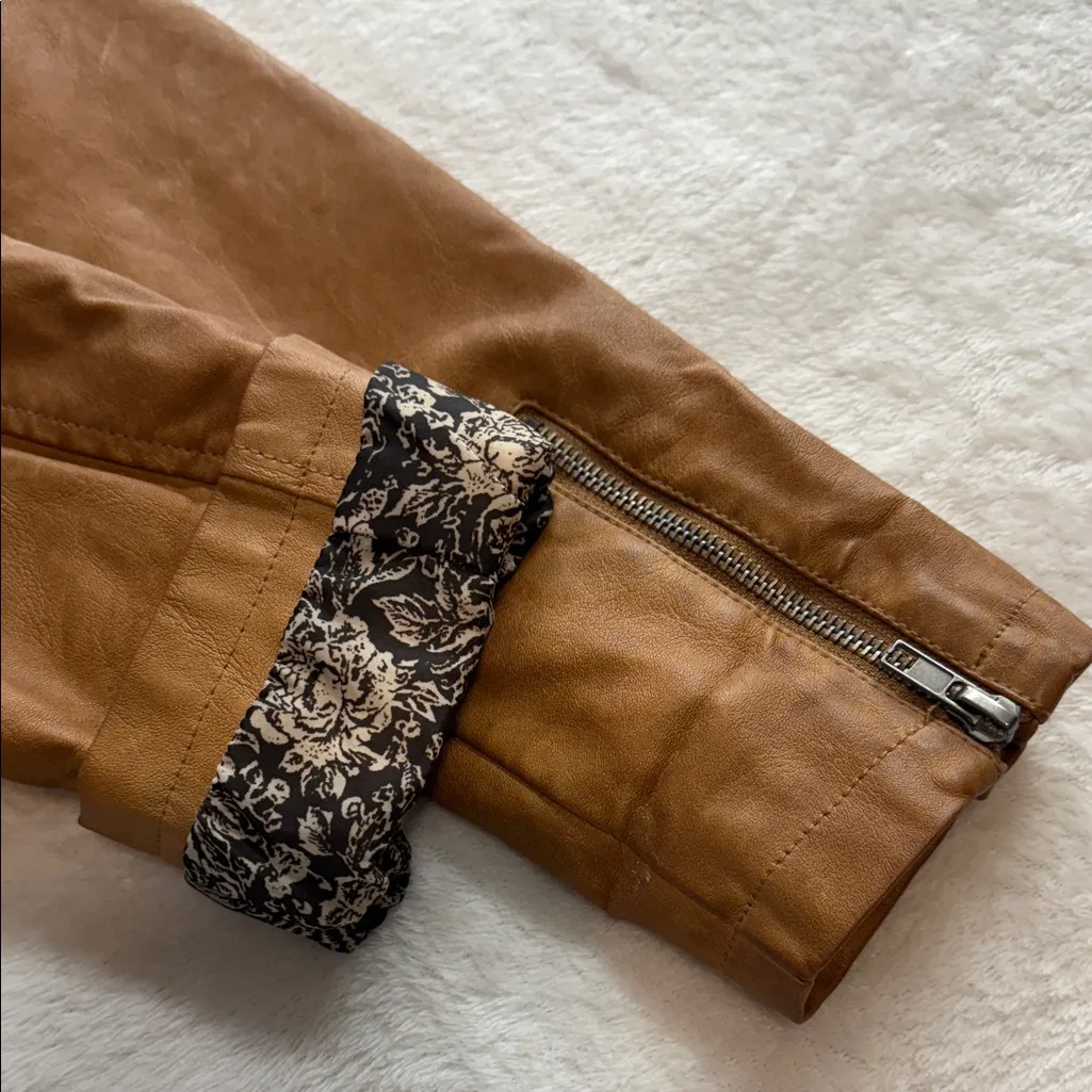 Thread & Supply Tan Camel Brown Faux Leather Moto Jacket Size M - Image 11