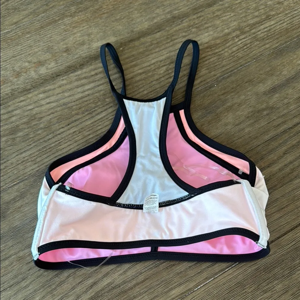 Pink and Black Sleeveless Fitted Crop Top Size undefined - Image 9