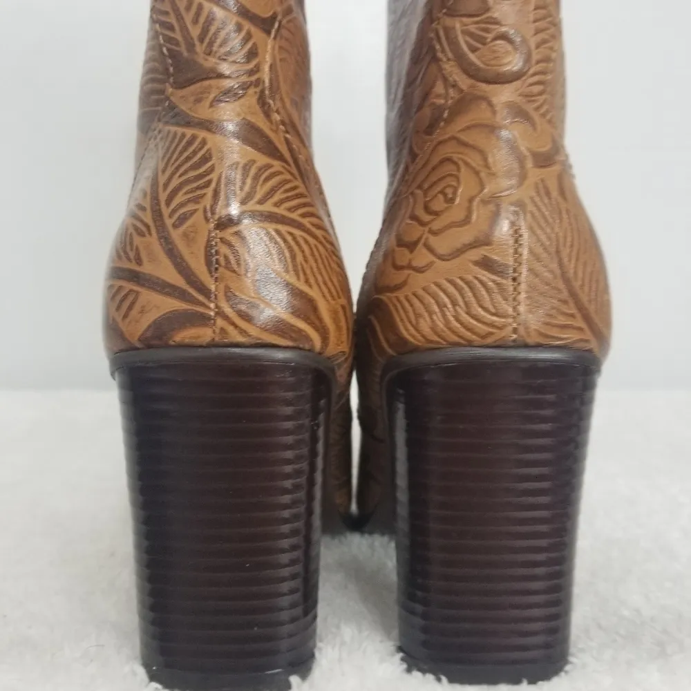 NEW! Matisse tooled leather booties Brown Size 7 - Image 3