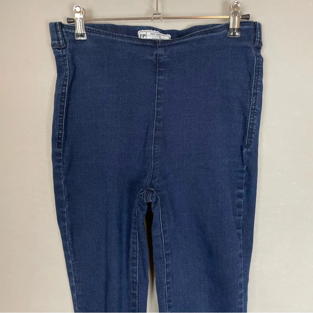 Free People Skinny Jeans Pull-On High Rise Dark Wash Blue Raw Hem Size 27 Women‎ - Image 5