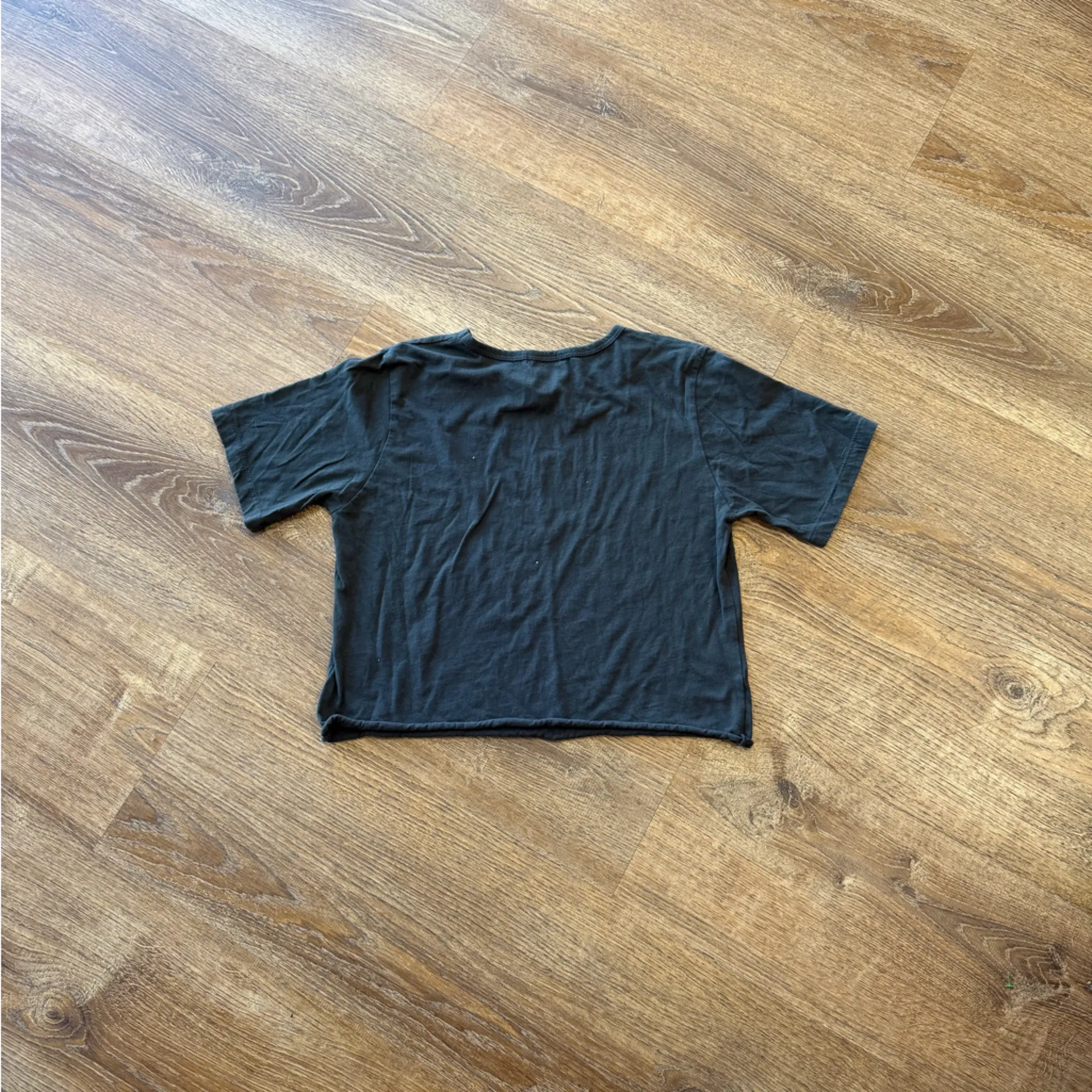 Women's Black Graphic Crop Top Size XS - Image 3