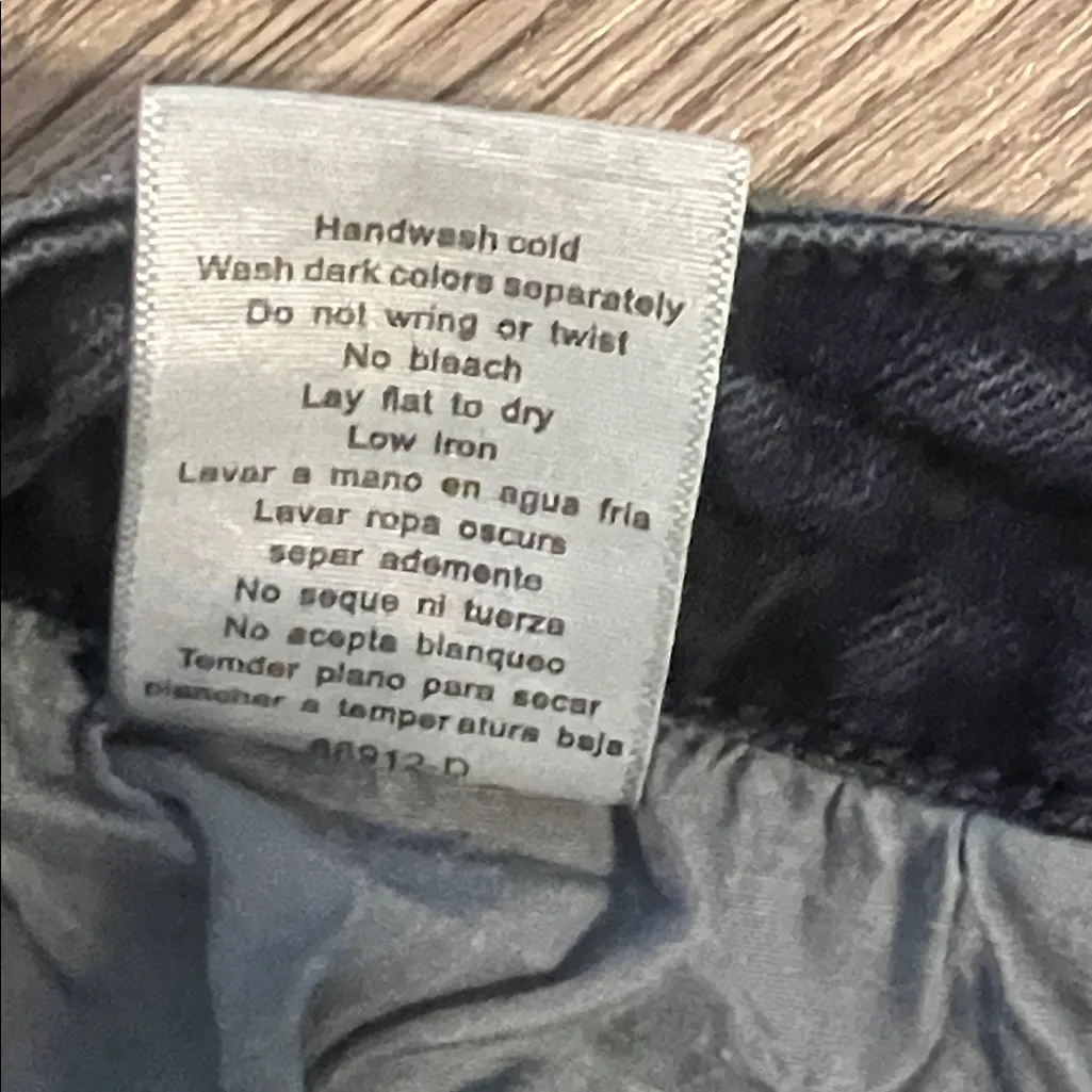 Judy Blue Straight Fit High Rise Button Up Black Wash  Jeans w/Raw Frayed Hem 30 - Image 6