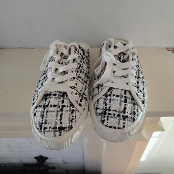 Zara Slip Ons Women's Tweed White and Black Shoes Athletic - Image 3