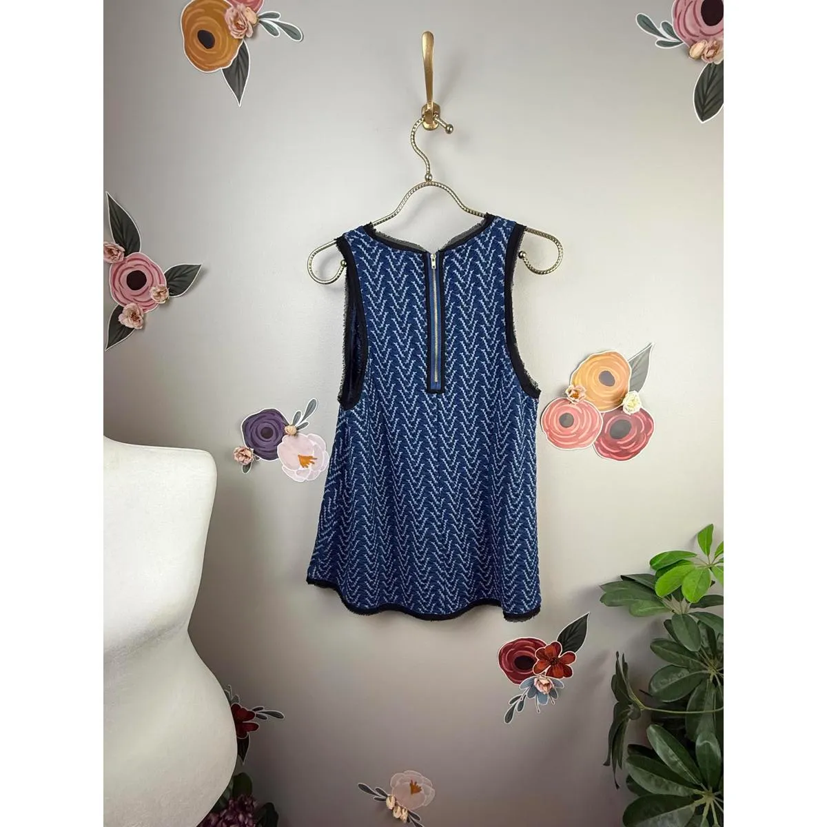 Postmark by Anthropologie Blue Textured Swing Tank - Size - Medium - Image 4