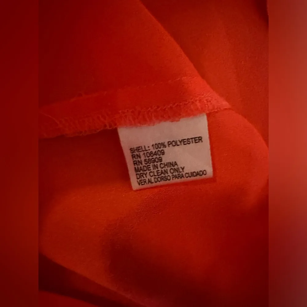 Gianni Bini neon orange long sleeve blouse size M - Image 6