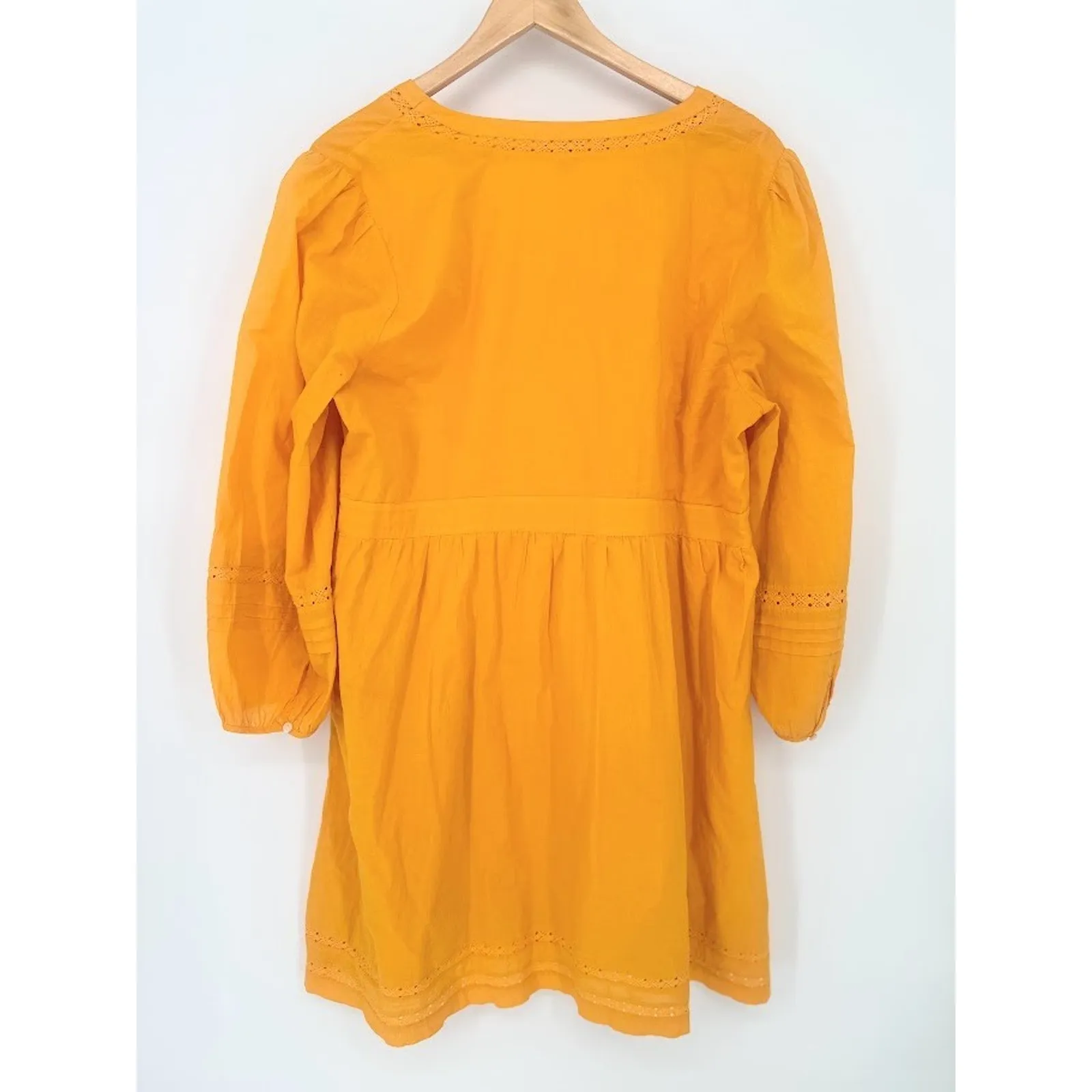 J. Crew Size XL Yellow V - Image 5