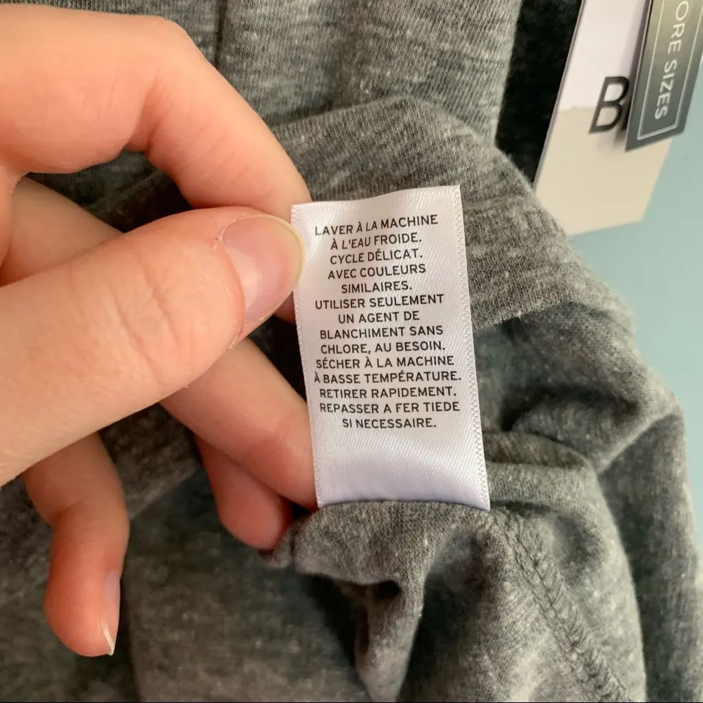 BP Grey/Gray Basic V-Neck Short Sleeve Tee Shirt Size Medium NWT - Image 8