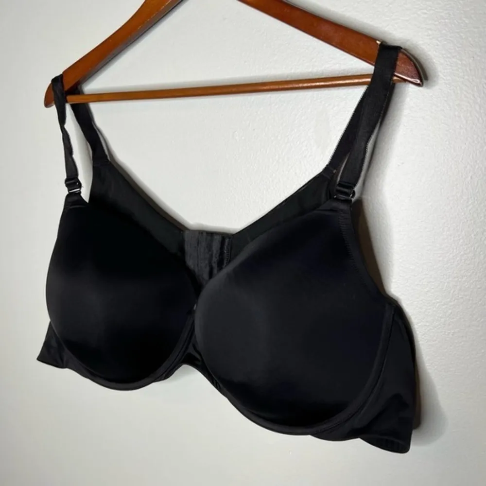 Torrid plus size black T-Shirt Lightly Lined Smooth 360° Back Smoothing Bra 52B - Image 6