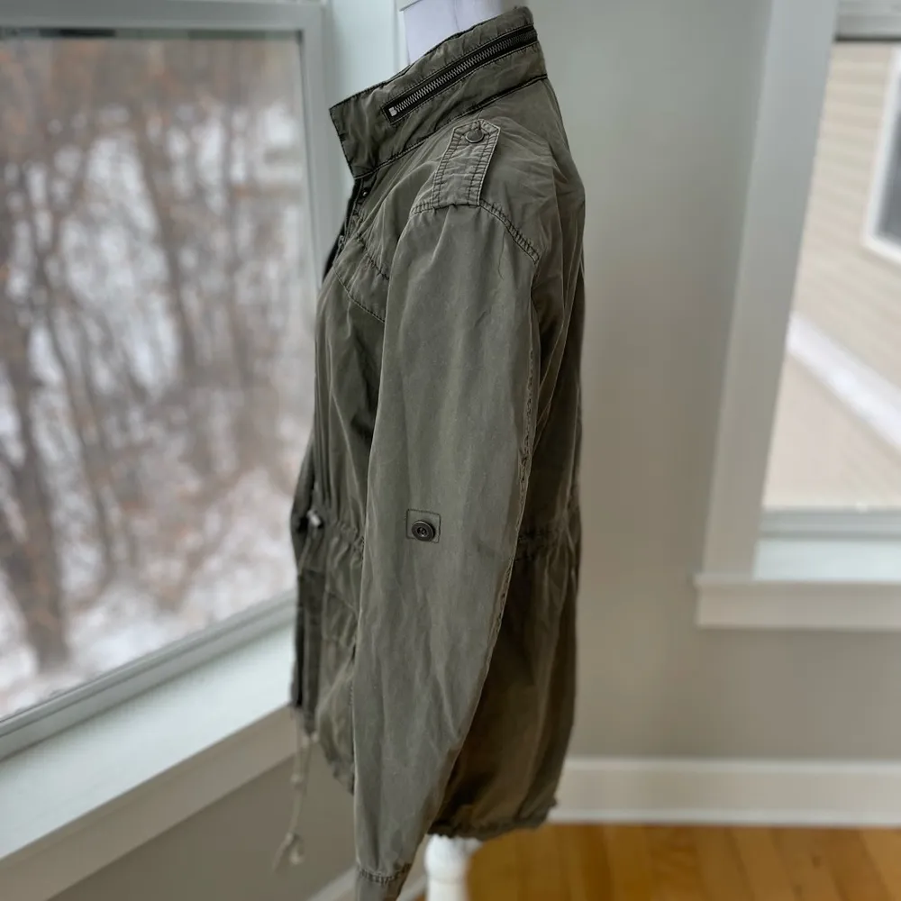 Levi’s Fatigue Green Cargo Military Field Hooded Anorak Jacket Size Small - Image 3