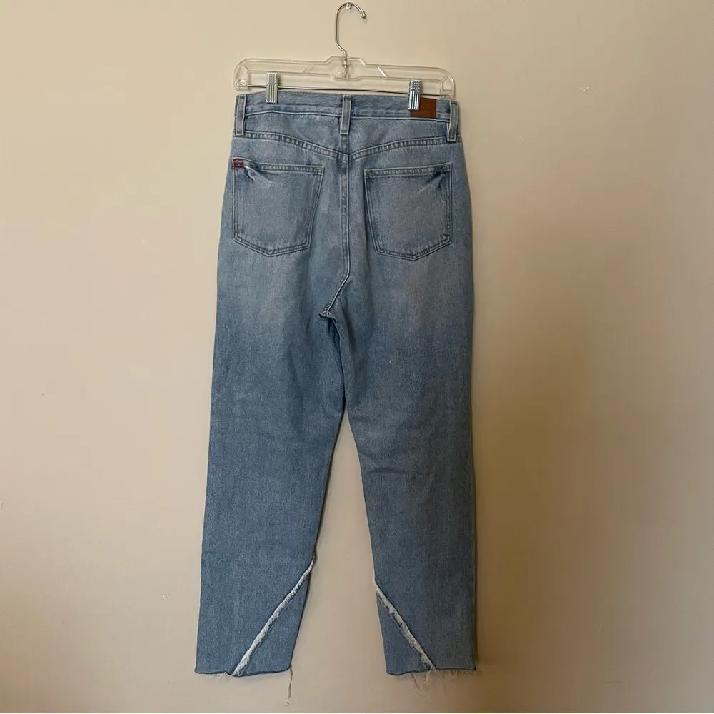 Light Wash Exposed Seam High Rise Slim Straight Jeans - Image 10