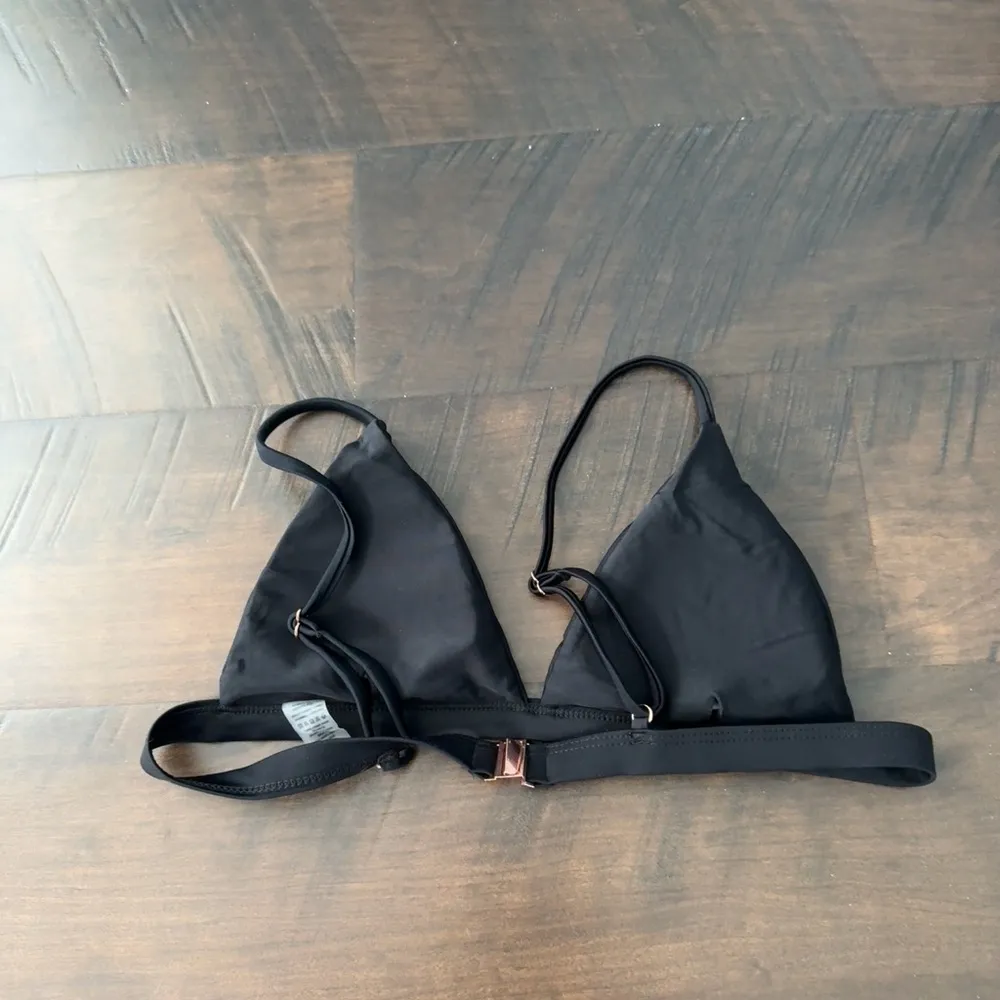 (3/$20 Item) Black Triangle Bikini Top - Image 6