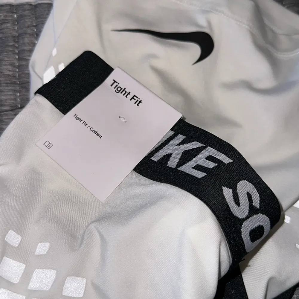 Nike NWT  Womens DF Softball Slider Shorts White - Image 4