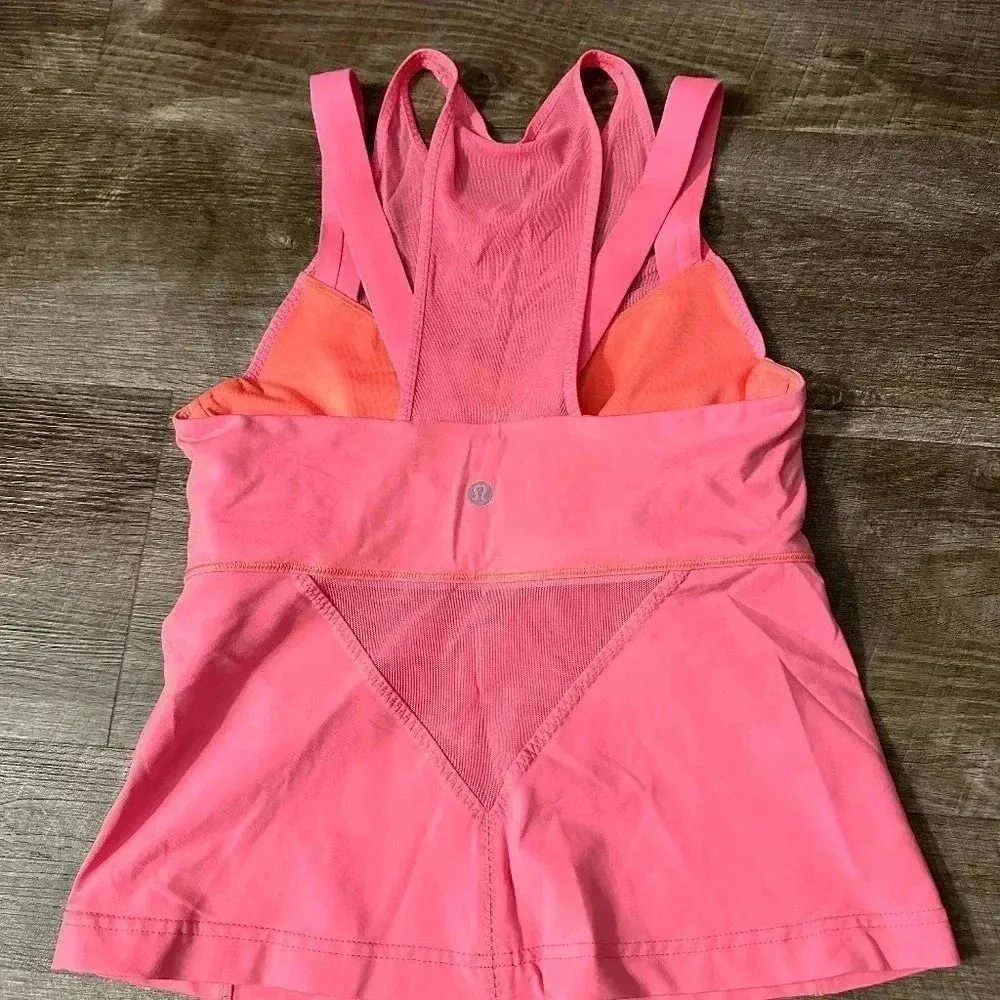 Lululemon Coral High Neck Mesh Tank size 6 - Image 2