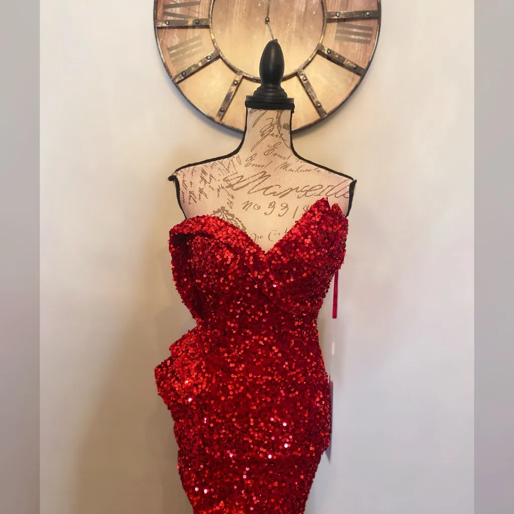 Sparkly sexy red prom dress, pageant evening gown, formal dress, gala gown Size 0 - Image 2