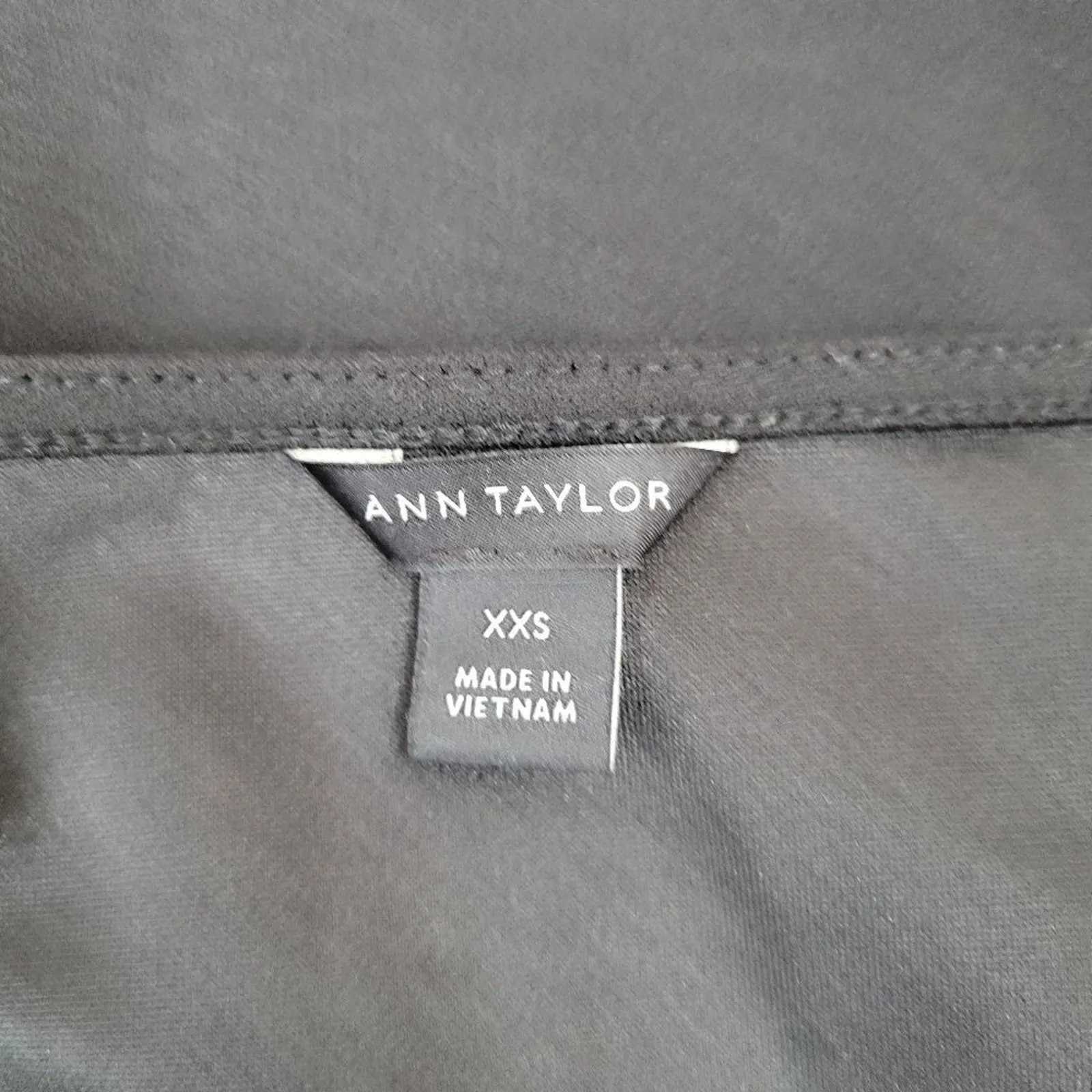 Ann Taylor Black Long Sleeve Tie‎ Cuff Square Neck Top Women's XXS - Image 6